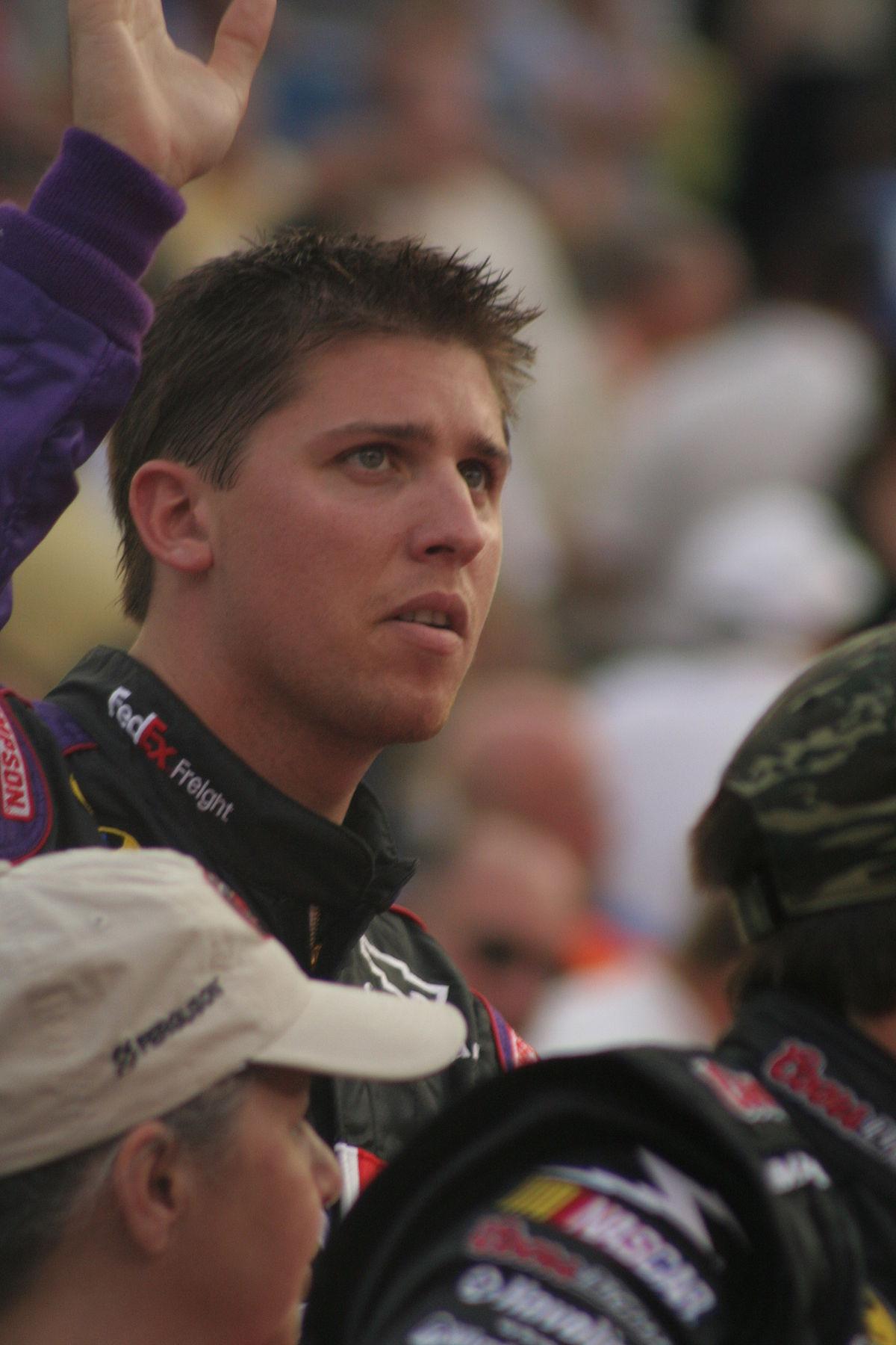 Denny Hamlin leads trio of Toyotas in dominant Martinsville NASCAR Cup win