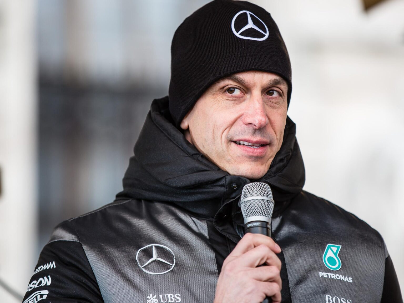Toto Wolff Slams F1 2026 Hybrid Deployment Proposal as “A Joke