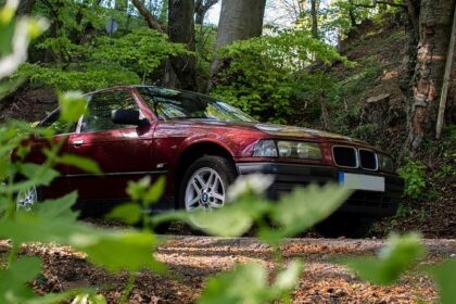 This BMW E36 Touring Car Is a 9000-RPM Four-Cylinder Symphony – Road & Track