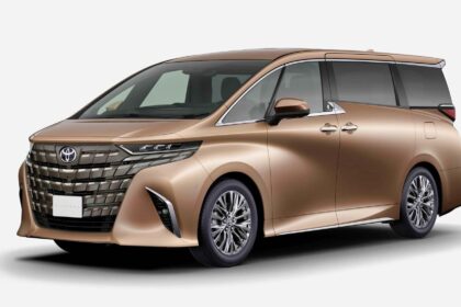 Toyota Unleashes GR Corolla Touring Car with Exciting 8AT Technology!