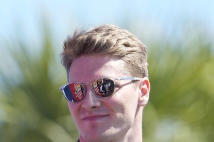 Josef Newgarden and Team Triumph in Thrilling All-Penske Pit Stop Challenge Final!