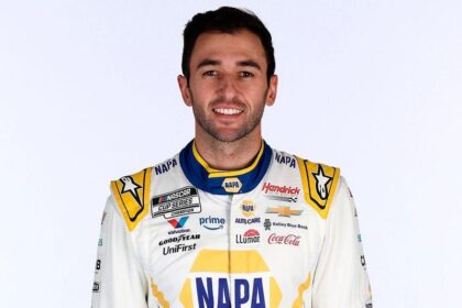 Chase Elliott Unveils Striking White NAPA Paint Scheme for Regular Season Debut at Sonoma!