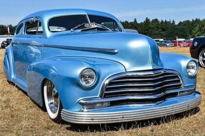 Rev Up Your Engines: Day 2 of the HOT ROD Power Tour 2025 Takes Over Joliet with Thrilling Drag Racing on Route 66!