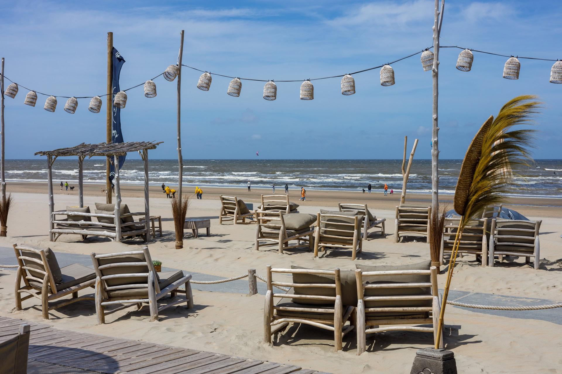 Unleash Your Inner F1 Fan: Plan the Ultimate Trip to Zandvoort for the Dutch Grand Prix!