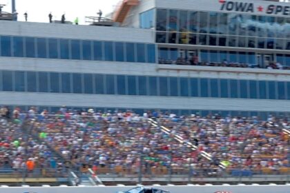NASCAR insider fires back at Mark Martin Playoff suggestion