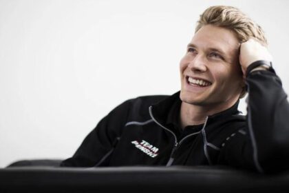 Newgarden and Palou Claim Top Spots in Thrilling IndyCar Iowa Doubleheader Qualifying!