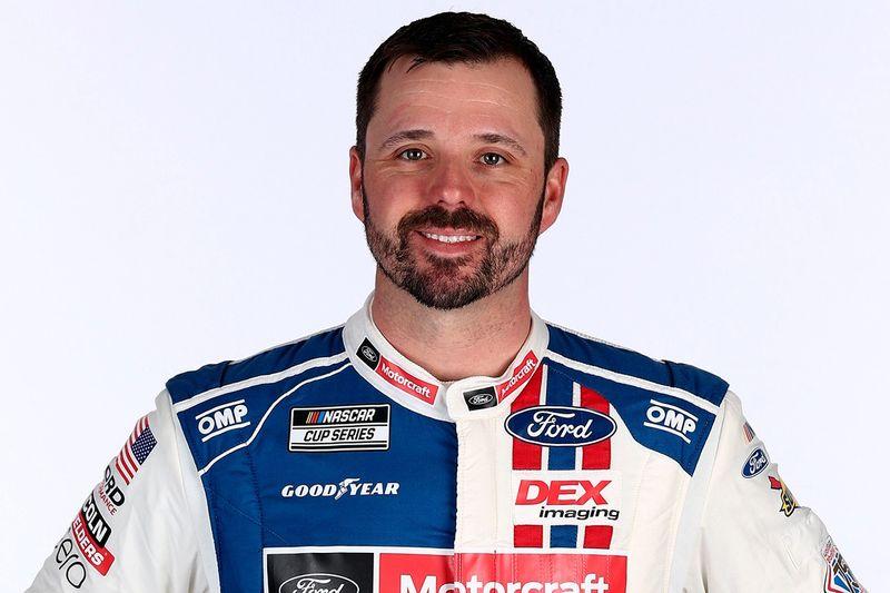 Josh Berry Faces Playoff Dilemma Following Early Lap 1 Crash at Darlington