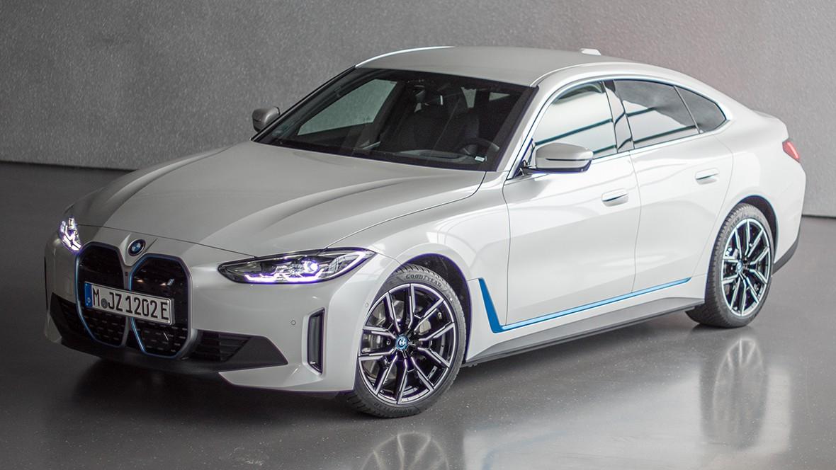 BMW i4 Racing Dominates the Super Rally Season Opener in Romania!