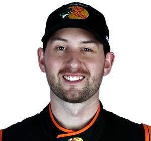 Chase Briscoe’s Victory and Pit Road Drama Turn Up the Heat in NASCAR Playoffs!