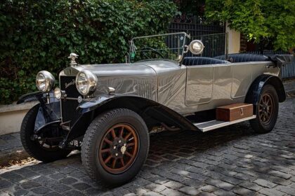 The Dude’s missed chance for British touring car battles – V8 Sleuth