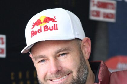 Shane van Gisbergen Achieves Milestone with First Top Ten Finish in NASCAR Cup Oval!
