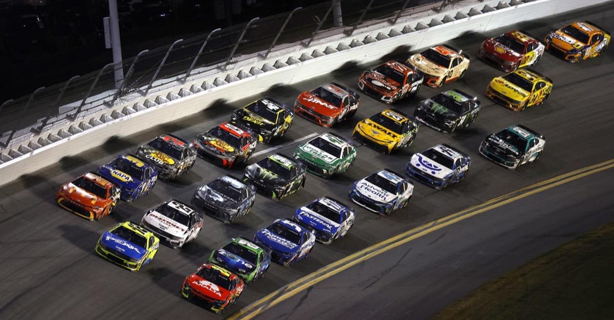 Exciting NASCAR Qualifying Results: Discover the Starting Lineup for Sunday’s Playoff Showdown at Talladega!