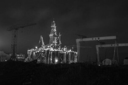 Toto Wolff Considers Selling Stake in Mercedes Amidst .9 Billion Negotiations