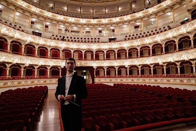 Unveiling the Mystery: How Andrea Kimi Antonelli Thrives on Unfamiliar F1 Tracks