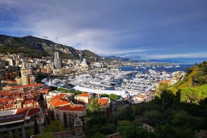 Carlos Sainz Unveils Shocking Plastic Controversy During Qatar GP Qualifying Amid Williams Penalty!