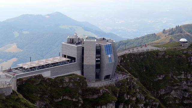 Valtteri Bottas Explores the Cutting-Edge GM Motorsports Charlotte Technical Center!