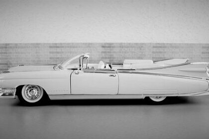 Cadillac Gears Up for a Groundbreaking Debut at the F1 Australian Grand Prix!