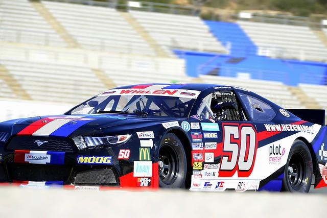 Your Ultimate Guide to Catching Every NASCAR Race in 2026!