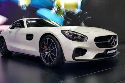 Major Shake-Up at Mercedes-AMG: Head of Motorsport Steps Down!