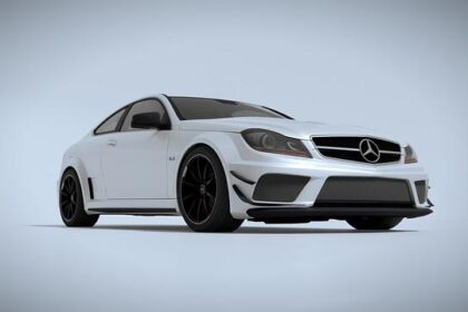 AMG Team Drama: Colleague Intervenes During Pit Stop, Sparks Controversy!