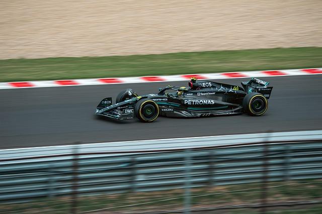 Experience the Magic: Arvid Lindblad’s Unforgettable Debut at the British Grand Prix!