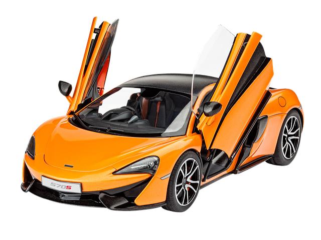 DeLong Joins Forces with Advance McLaren GT4 for an Exciting Road America Showdown!