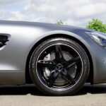 Emerson Fittipaldi Champions Lewis Hamilton in Exciting Ferrari Championship Quest!