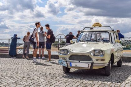 Unveiling the Triumph: How a Citroën Stole the Spotlight in the 1966 Monte Carlo Rally!